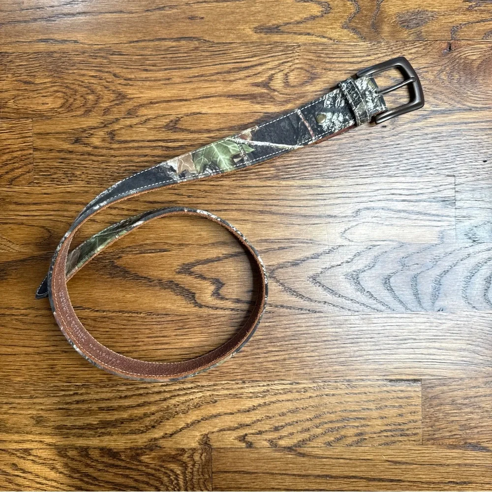 NOCANA Boys Genuine Leather Camouflage Real Tree Hunting Adventure Belt Size 26
